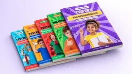 Os quatro volumes e o Manual de Uso da 2ª Edição do Combo de Testes, empilhados